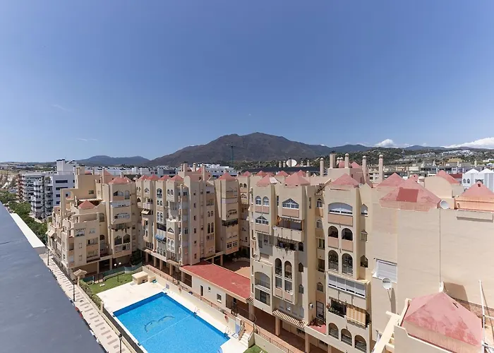 Stylish 2 Bedroom Apartment In Estepona Old Town